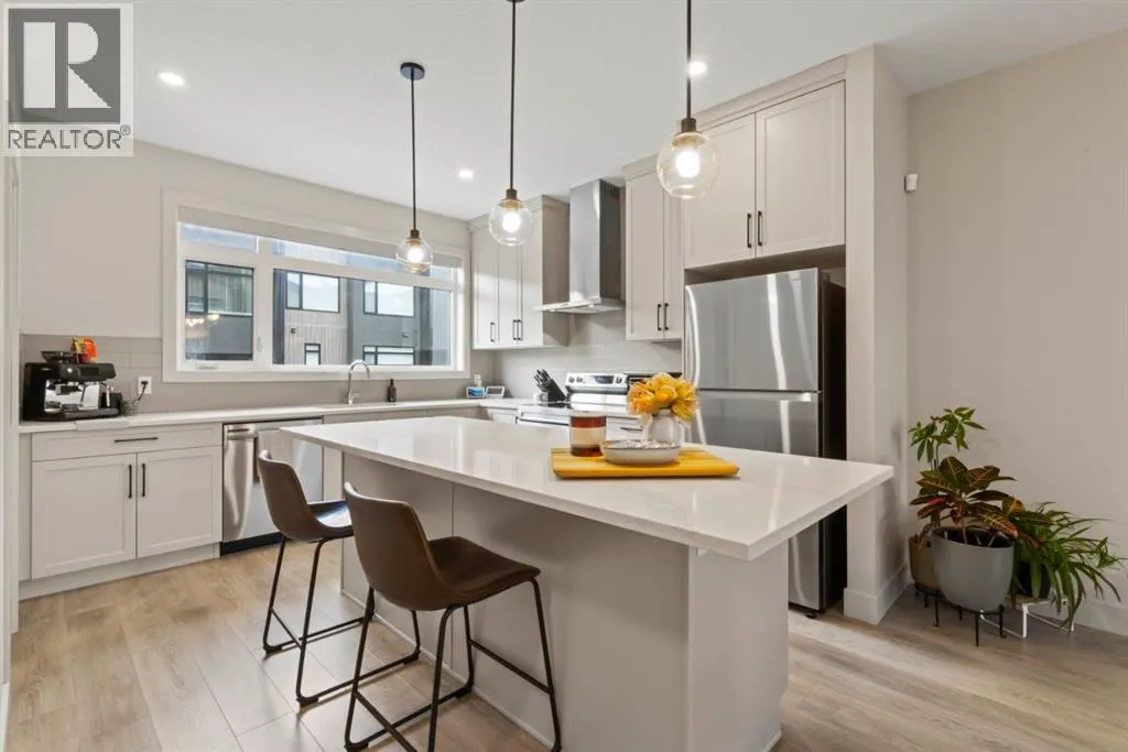52 Royal Elm Green NW