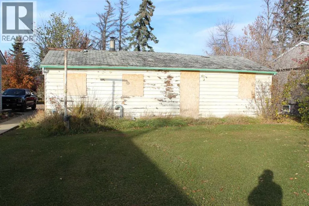 207 2nd Avenue SW