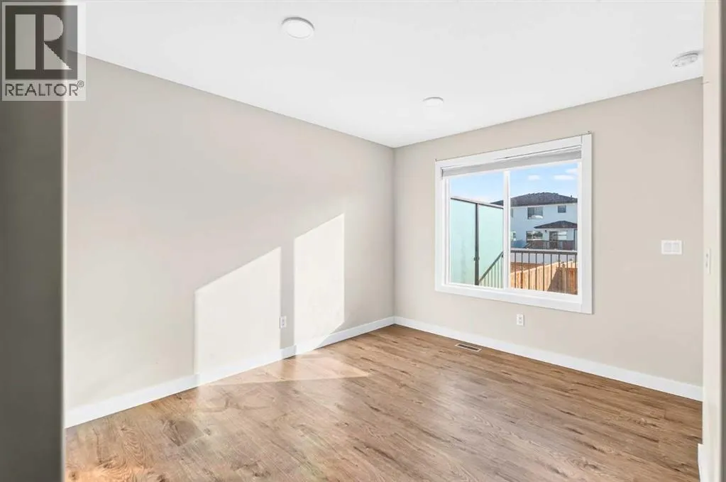 27 Evergreen Way