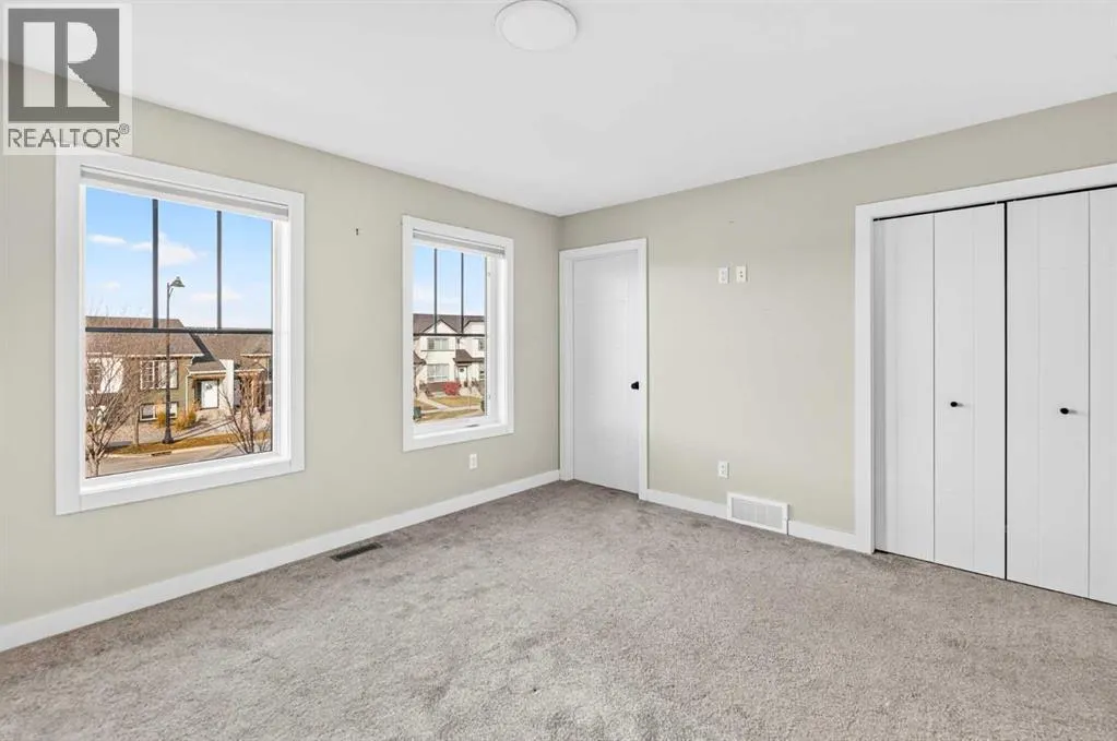 27 Evergreen Way