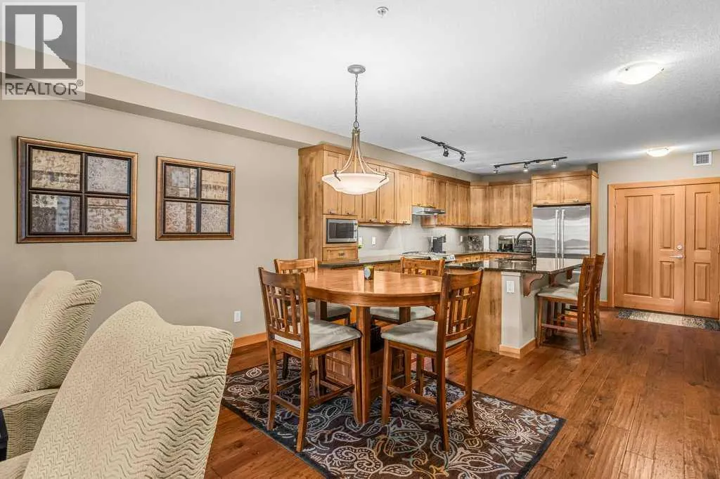 206, 106 Stewart Creek Landing