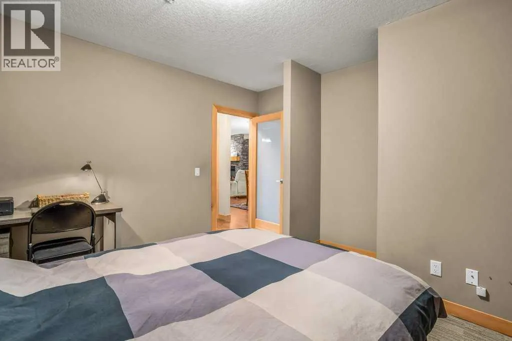 206, 106 Stewart Creek Landing