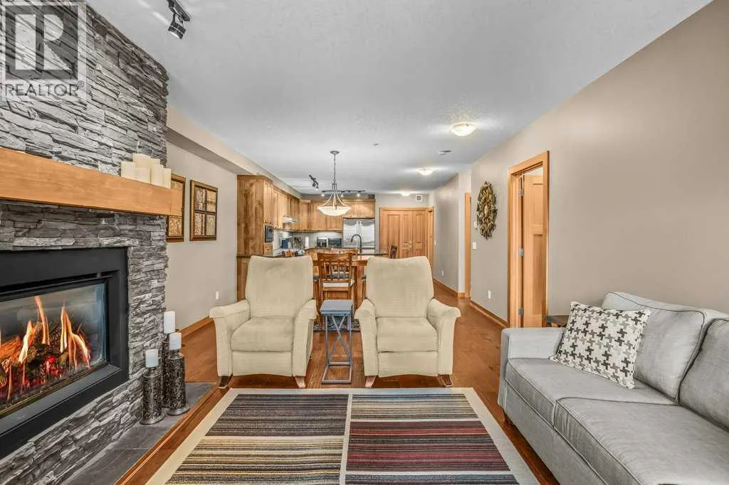 206, 106 Stewart Creek Landing