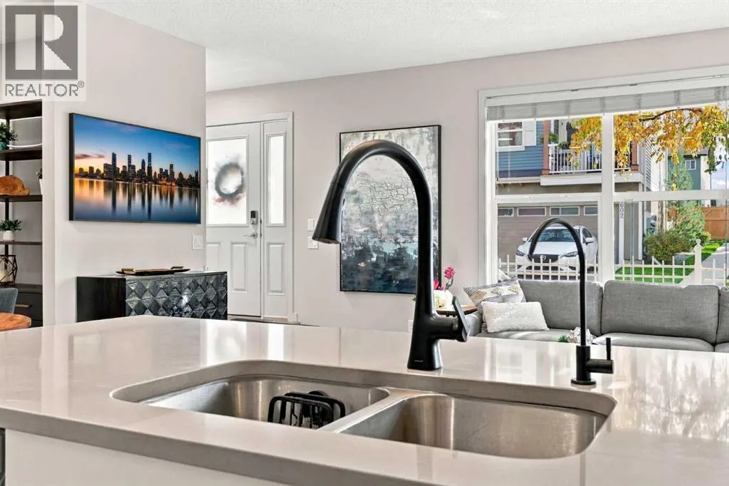 501, 10 Auburn Bay Avenue SE