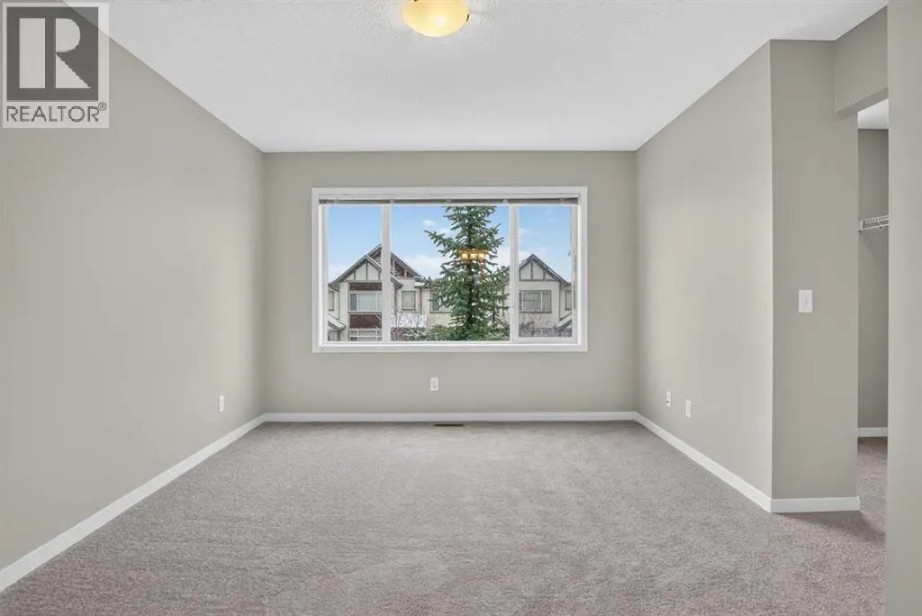 39 Copperpond Close SE