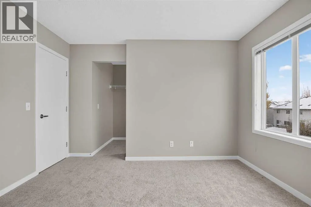 39 Copperpond Close SE