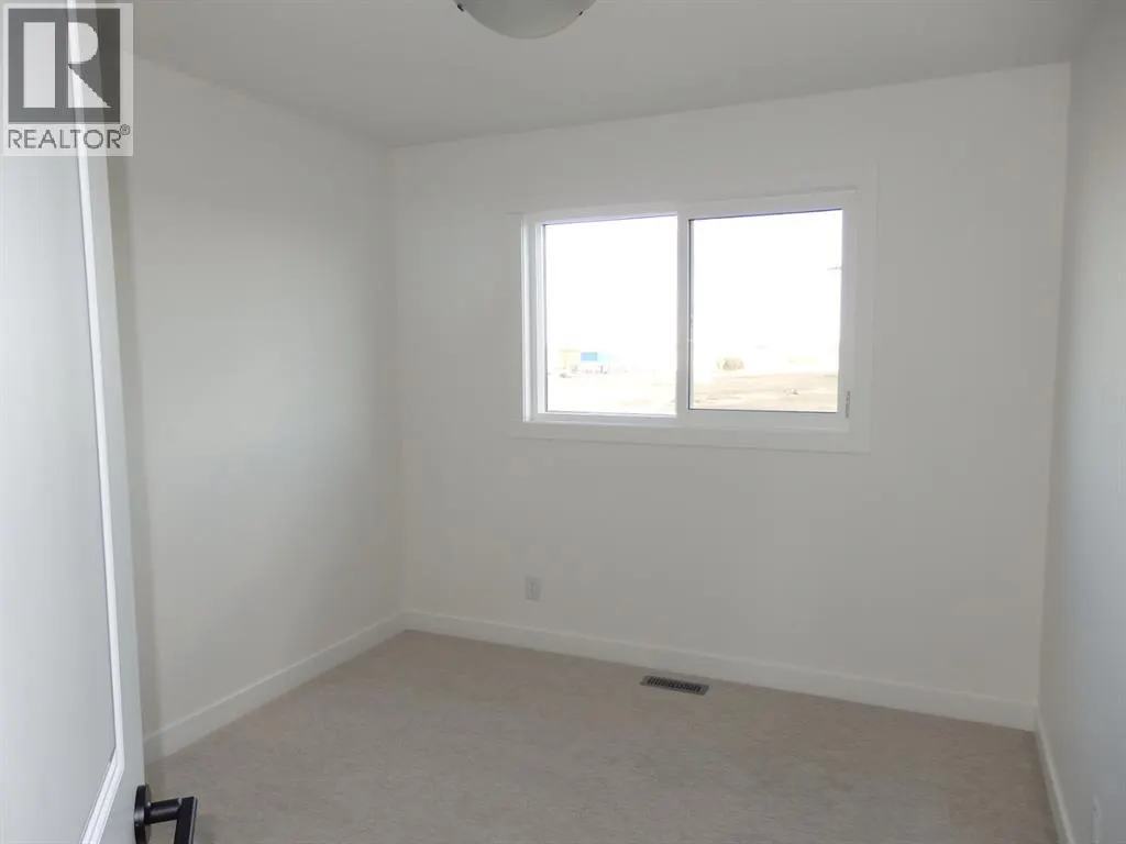 67 Inglis Crescent