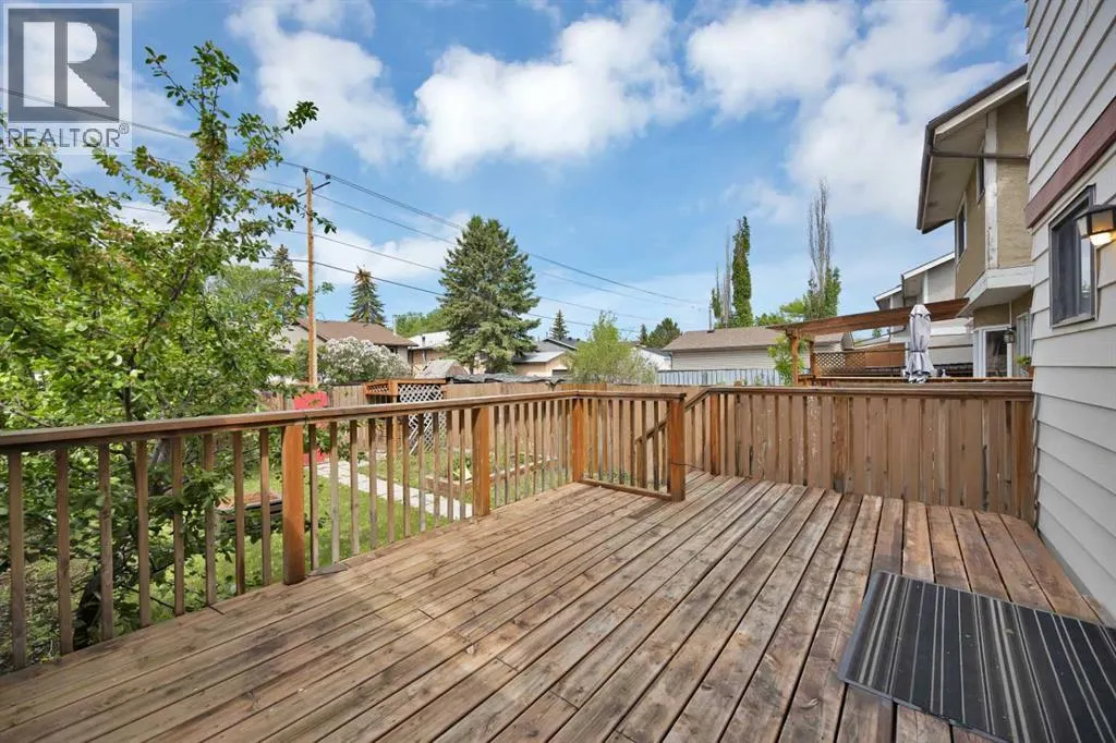 56 Templeridge Crescent NE