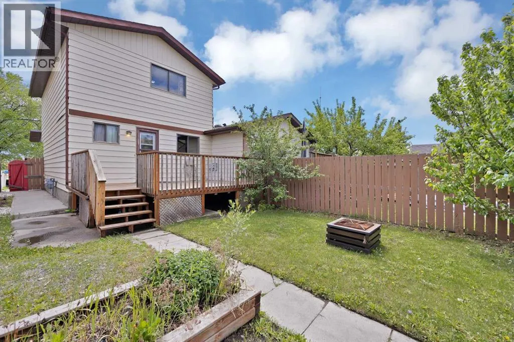 56 Templeridge Crescent NE