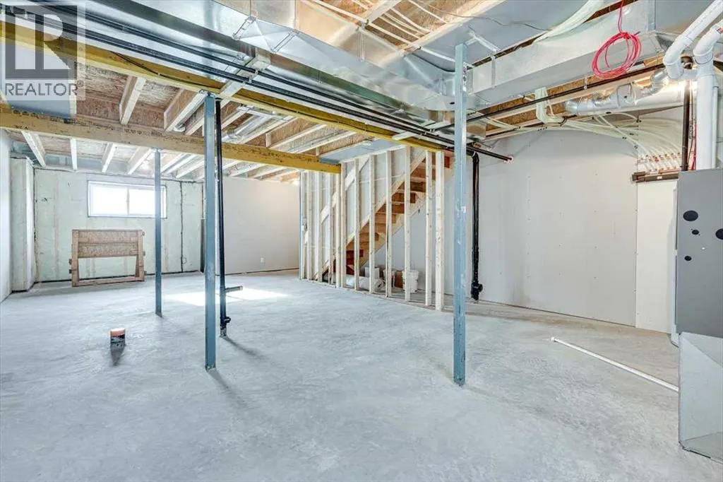 69 Inglis Crescent