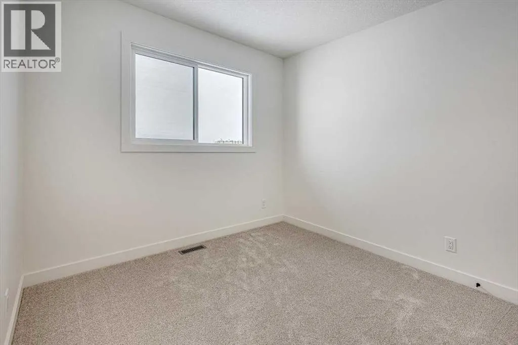 69 Inglis Crescent