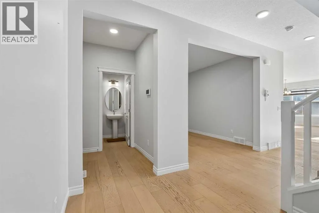 83 Amblehurst Link NW