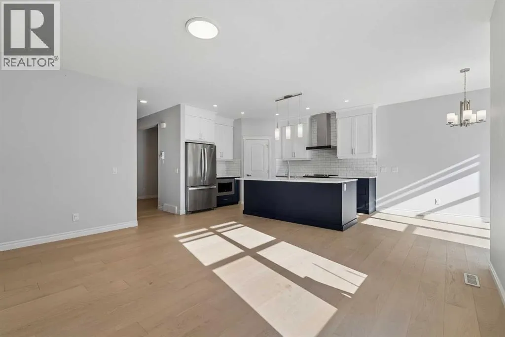 83 Amblehurst Link NW