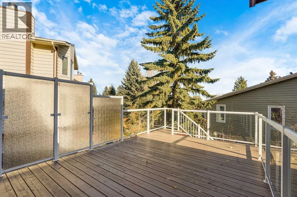 84 Strathlorne Crescent SW