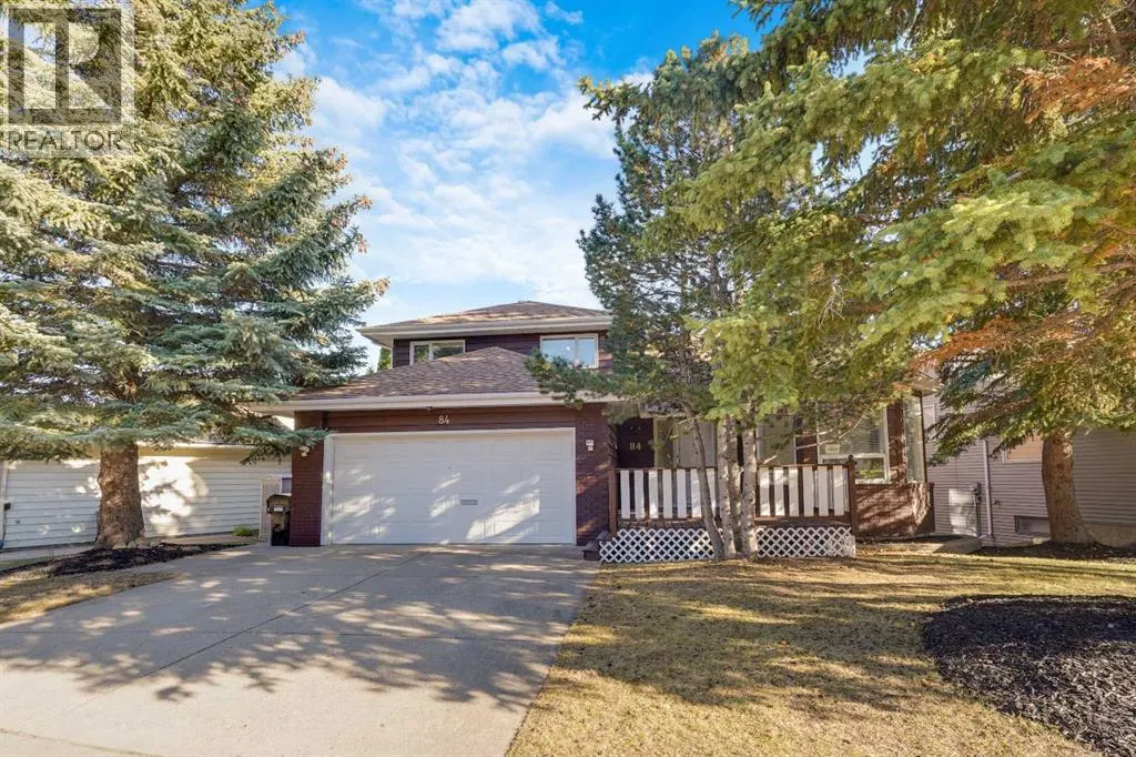 84 Strathlorne Crescent SW