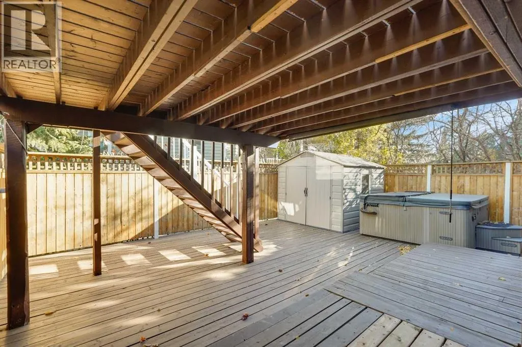 84 Strathlorne Crescent SW