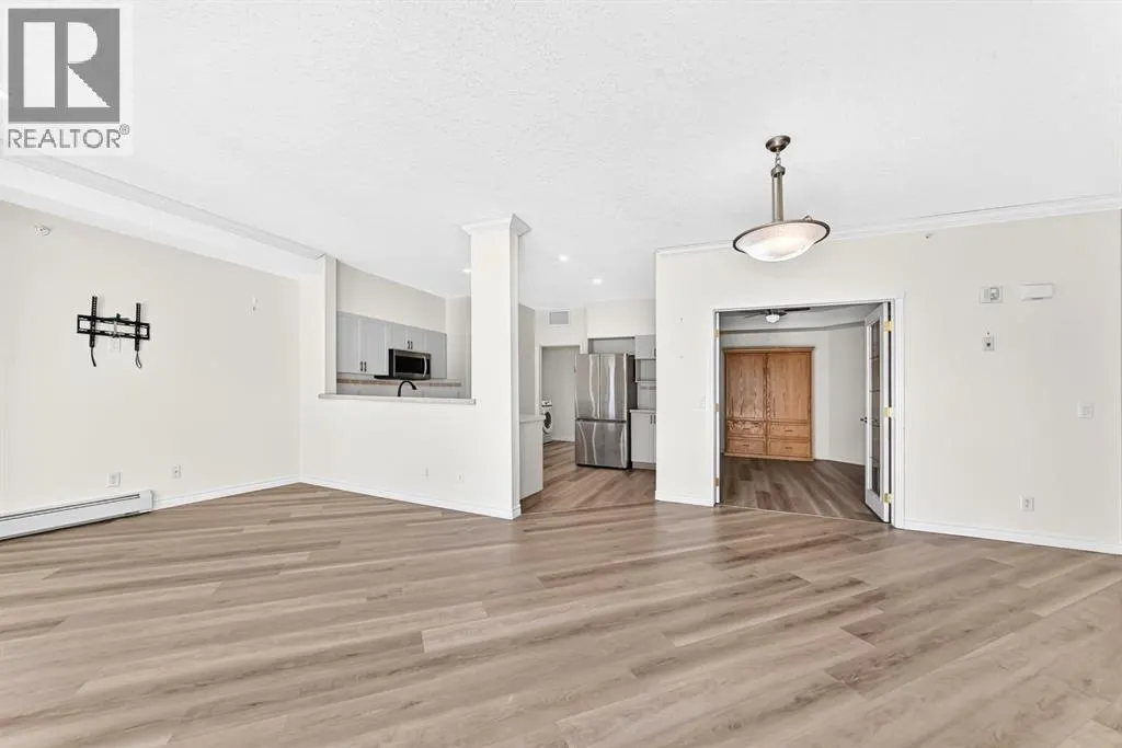 314, 728 Country Hills Road NW