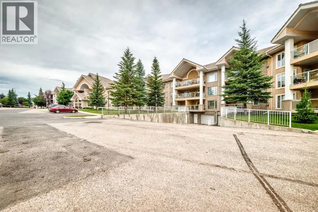 314, 728 Country Hills Road NW