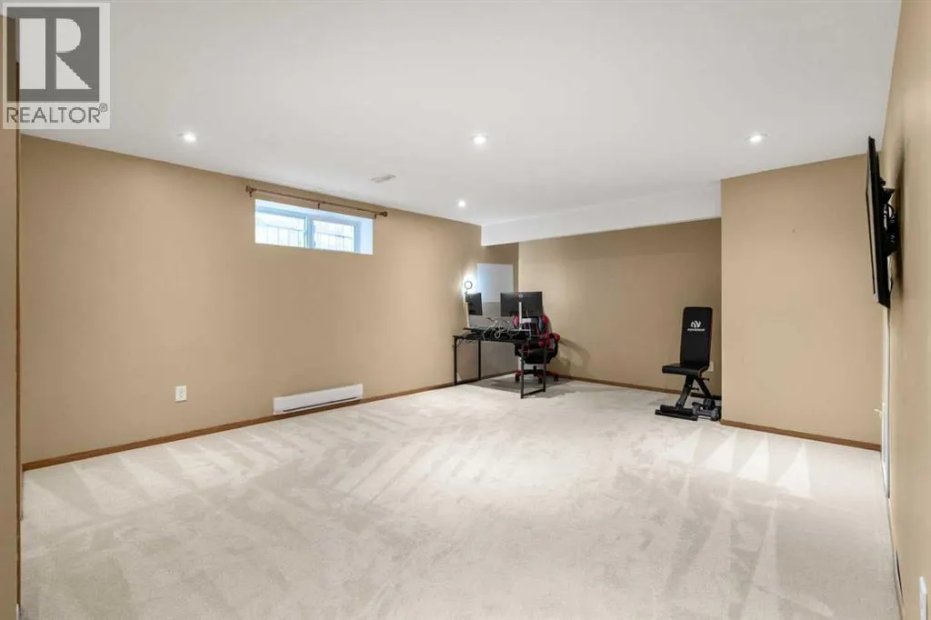 116 Tuscany Ravine Crescent NW