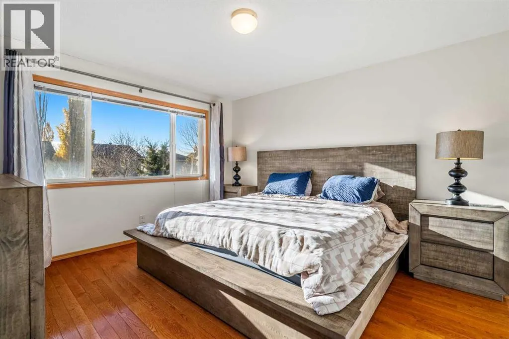 116 Tuscany Ravine Crescent NW