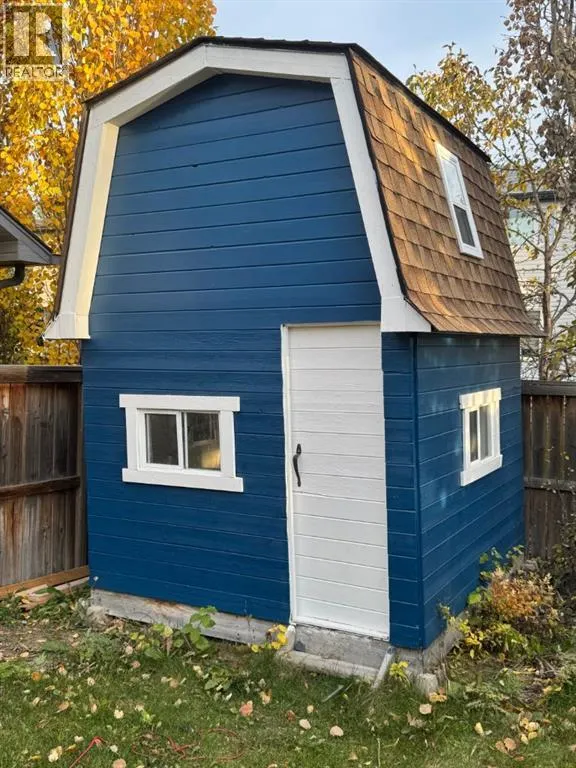 116 Tuscany Ravine Crescent NW