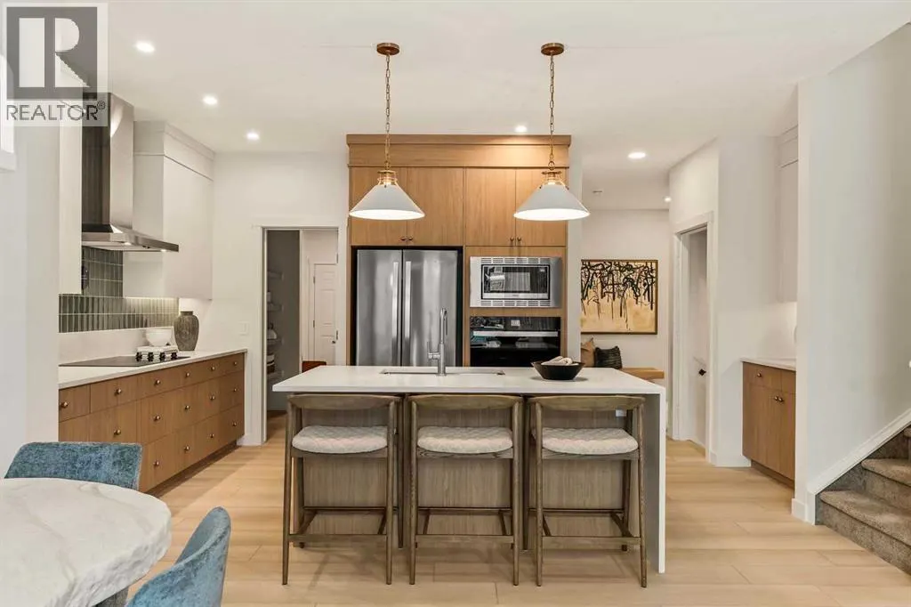 124 Starling Place NW