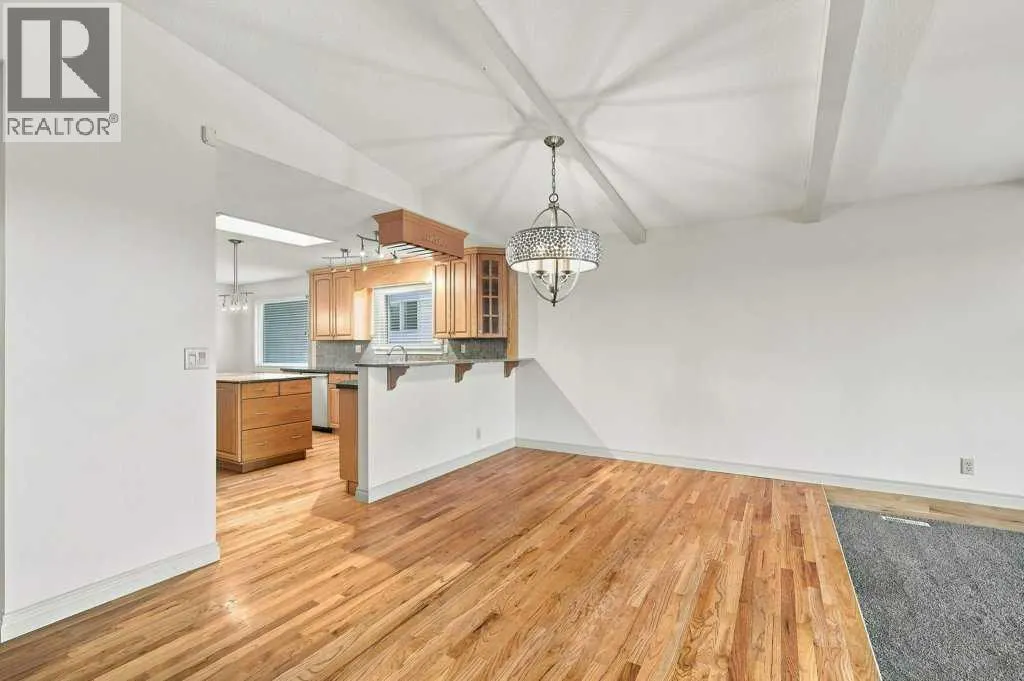 81 Oberlin Avenue