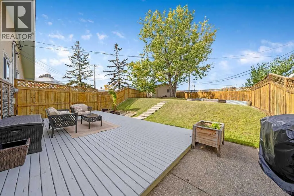218A Allan Crescent SE