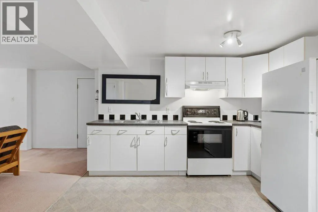3239 Kenmare Crescent SW