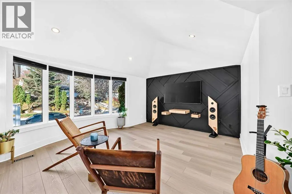 448 Cantrell Drive SW