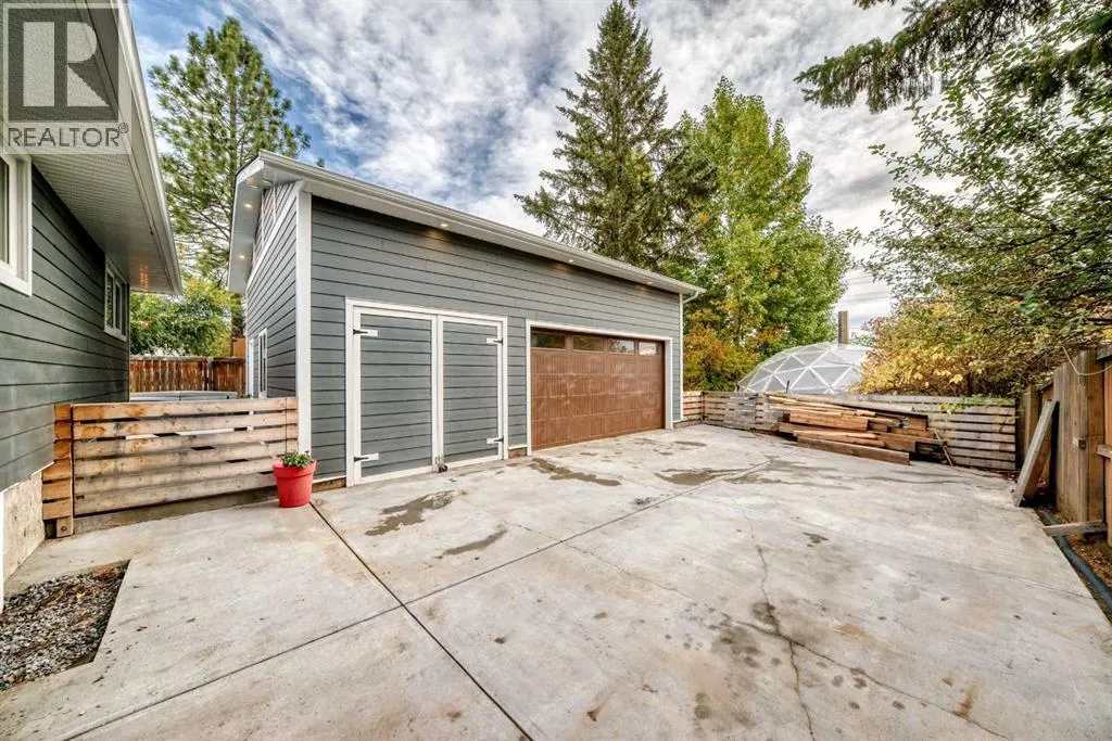 448 Cantrell Drive SW