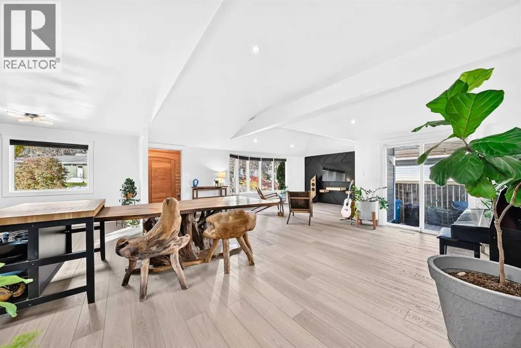 448 Cantrell Drive SW
