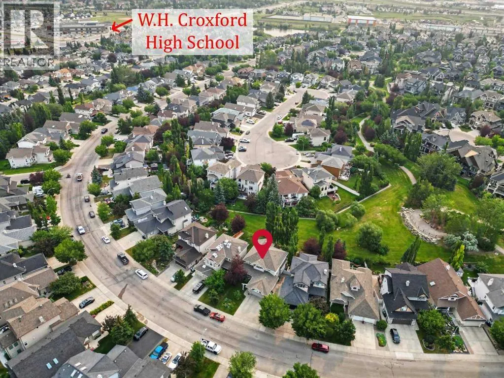 915 Coopers Drive SW