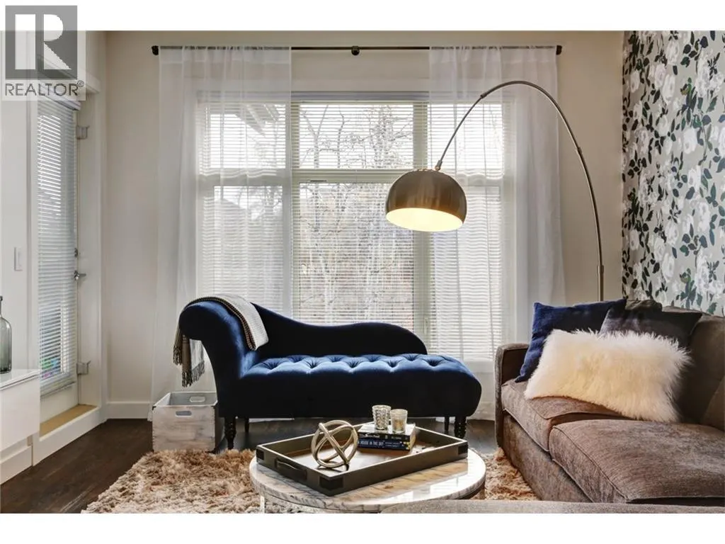 313, 25 Aspenmont Heights SW