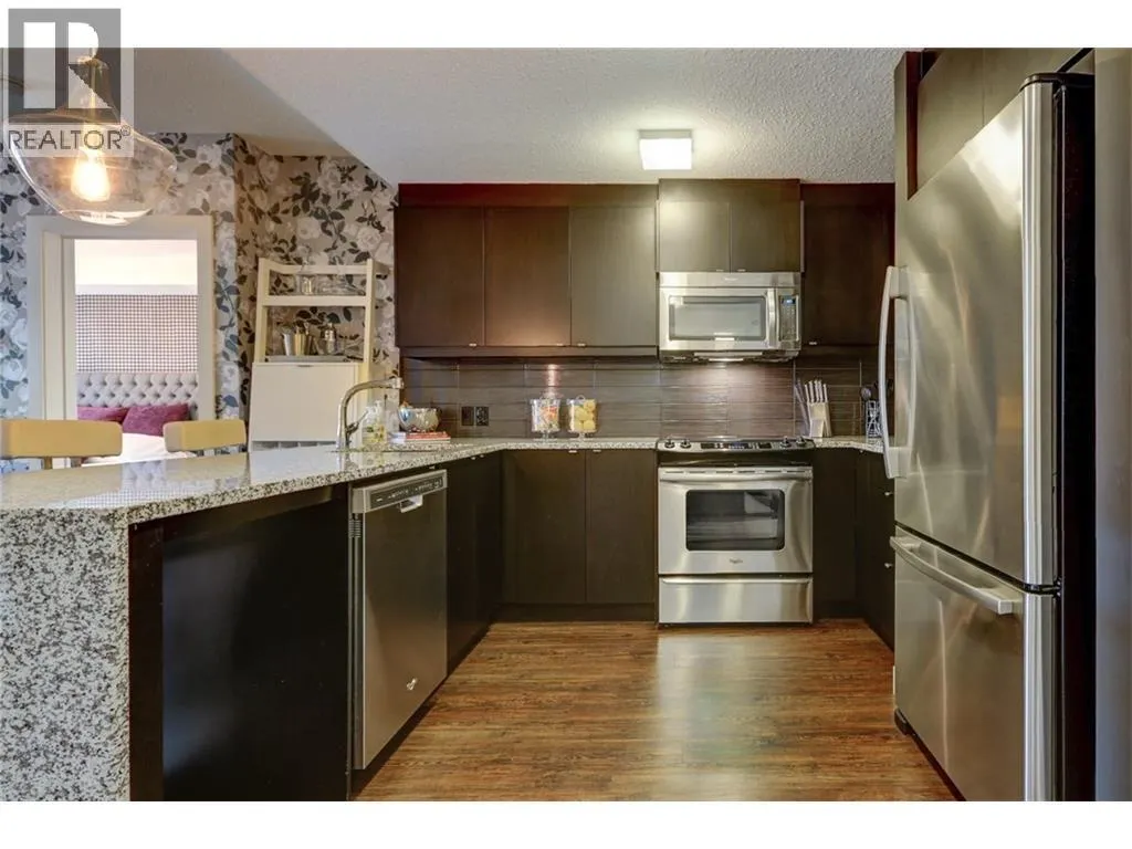313, 25 Aspenmont Heights SW