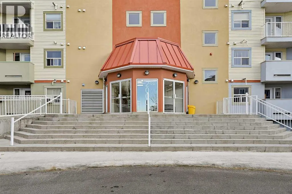 2105, 700 Willowbrook Road NW