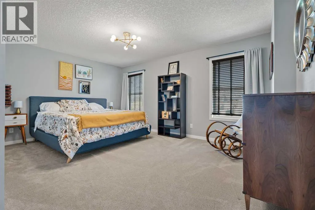 6 Storm Mountain Place