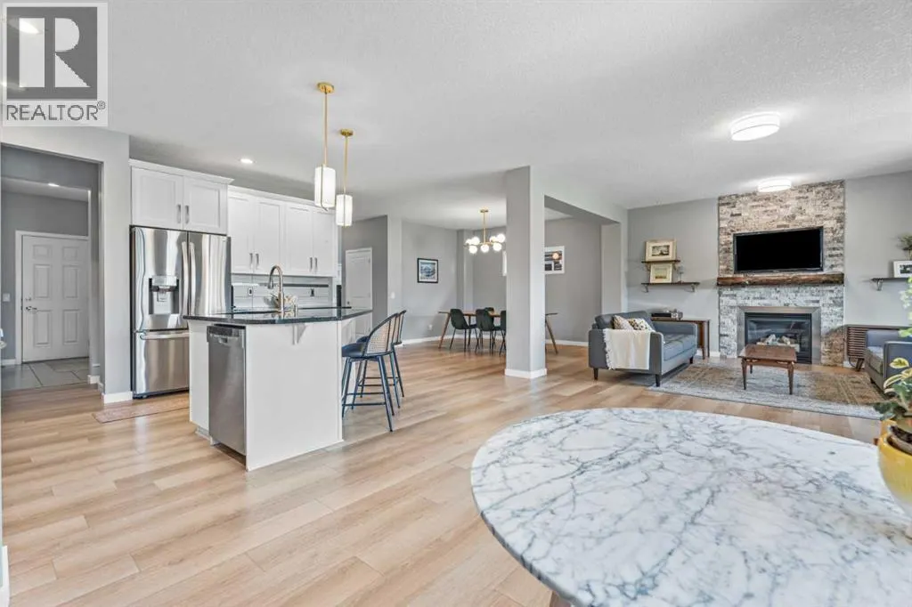 6 Storm Mountain Place