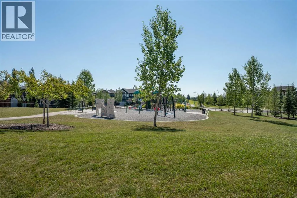 6 Storm Mountain Place
