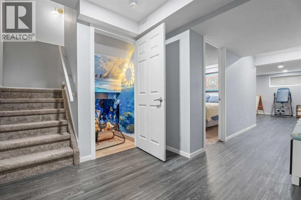 6 Storm Mountain Place