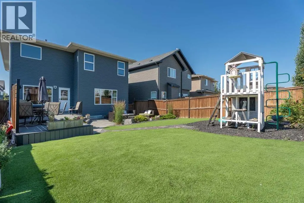 6 Storm Mountain Place
