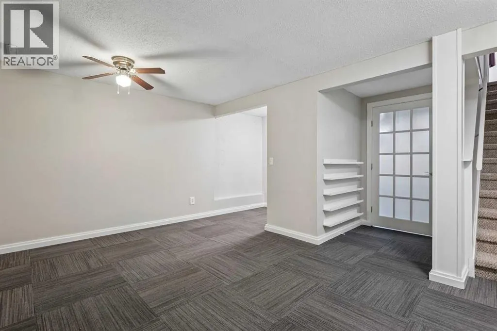 34, 330 Canterbury Drive SW