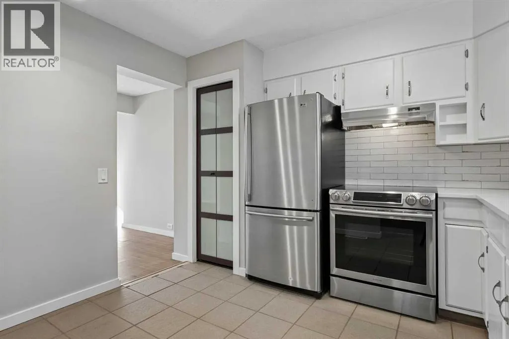 34, 330 Canterbury Drive SW