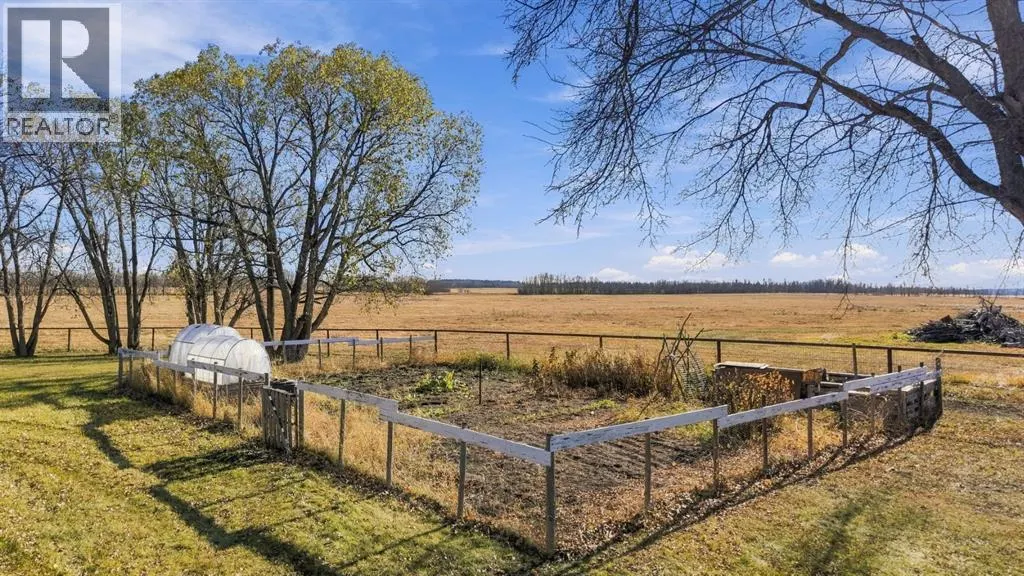 264013 Township Road 433 Township