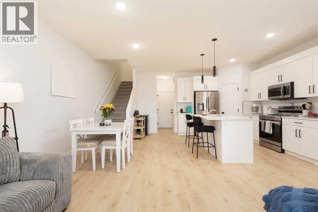 110, 210 Firelight Way W