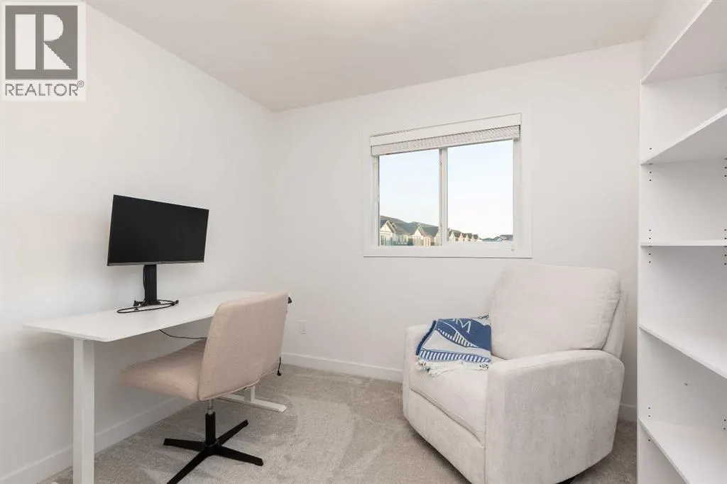 110, 210 Firelight Way W