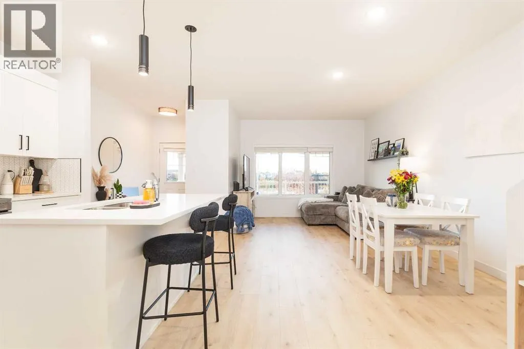 110, 210 Firelight Way W