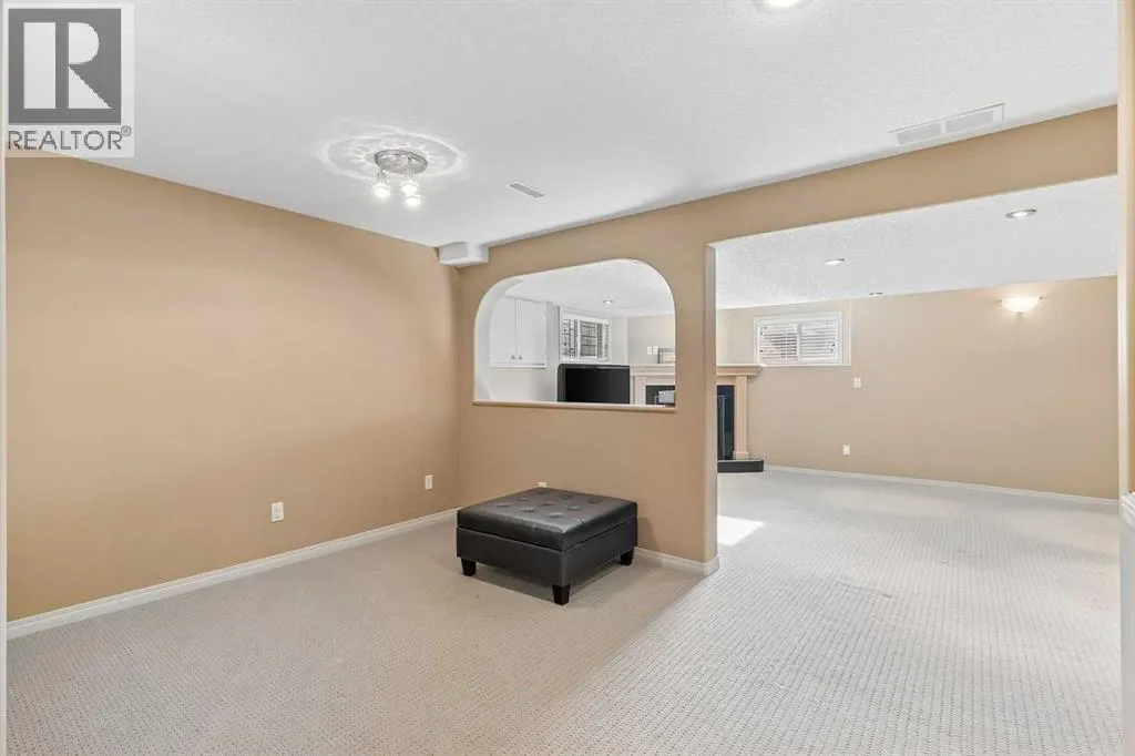 24 Signature Point SW