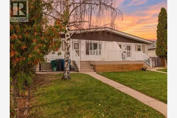 6 Cayuga Crescent W