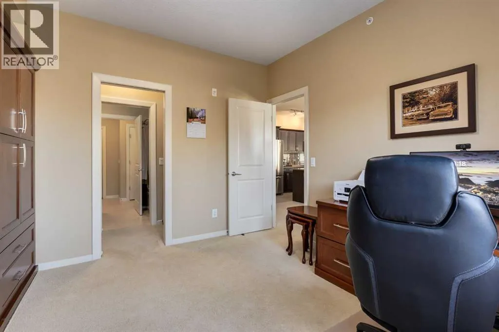 204, 103 Valley Ridge Manor NW